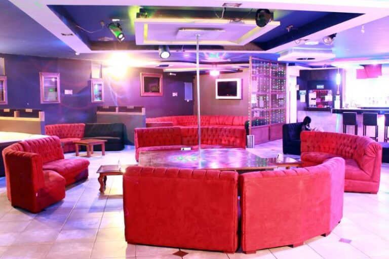 club marques sade 6 768x512